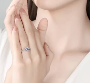 Bagues tendance à l'entrecroisement des doigts Aniva RN2686, style ethnique, sertissage à griffes, plaqué or blanc, argent sterling 925, diamant - Product Image 4