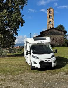 Mini-caravanes légères de 15 pieds, caravanes modernes en forme de larme pour l'exportation, 4x4, imperméables et pouvant accueillir 4 personnes, d'occasion - Product Image 2