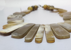 Acheter Buffalo Horn Chunky Collier Natural Shades Handmade Fashion Choker pour les femmes de haute qualité Vietnam Fashion par glowin fashion - Product Image 2