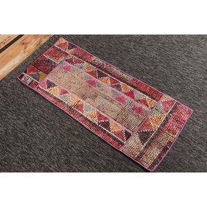 Tapis turc vintage 1,5x3,6 pieds, tapis géométrique rose patchwork - Product Image 4