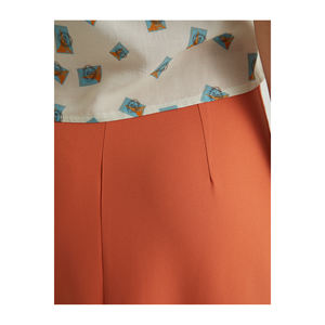 Falda Holgada para Mujer BGN con Detalle de Abertura Modelo S23S194 - Product Image 6