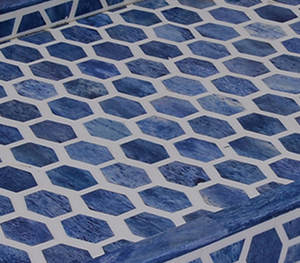 Support de bougie unique en bois de manguier tourné et béton pour les décorations de Pâques et de la Saint-Valentin - Product Image 6