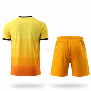 Uniforme de padel pour hommes personnalisable de haute qualité, short en jersey respirant et écologique, vêtements de sport légers et durables, parfaits pour - Product Image 2