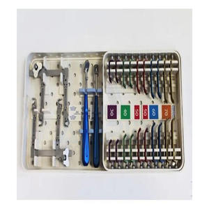 ชุดผ่าตัดกระดูกสันหลังคอแบบใสเครื่องมือดึงกลับสแตนเลสโดยการผ่าตัดกระดูกสันหลัง - Product Image 1