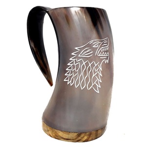 แก้วเบียร์ tankard ไวกิ้งทำด้วยมือจากเขาวัวที่เป็นมิตรกับสิ่งแวดล้อมสัตว์และศาสนาสไตล์สำหรับการเฉลิมฉลองฮาโลวีน - Product Image 6