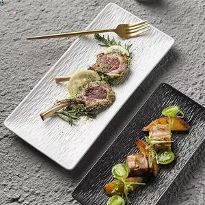 Conjunto de Louças de Cerâmica e Porcelana, Coleção de Pratos Retangulares com Textura Lisa em Preto e Branco, Acabamento Fosco e Textura Semelhante a Tecido, Borda Larga - Product Image 5