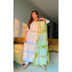 Conjunto de Traje de Rayón Blanco para Estilos Formales y Casuales - Product Image 5