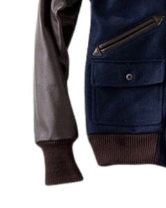 แจ็คเก็ตวาร์ซิตี้ผู้ชาย สีน้ำเงินกรมท่า ตัวเสื้อทำจากผ้าขนสัตว์ แขนเสื้อทำจากหนังสีน้ำตาล คอเสื้อแบบริบ ติดกระดุมแป๊ก สไตล์วินเทจ แบบนักศึกษา - Product Image 6