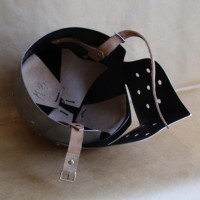 Casco Medieval con Visera, Listo para Batalla, Hecho a Mano, de Hierro/Acero Dulce Troquelado, Armadura con Esmalte Incrustado, Grosor de Calibre 18, para Historia, Cine y Televisión