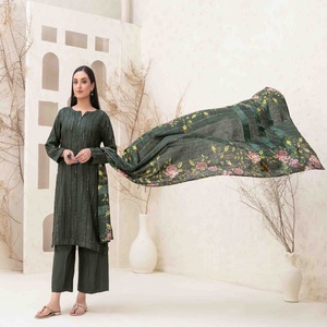 Salwar Kameez pakistaní de marca para mujer, con bordado y estampado digital, listo para usar, ideal para fiestas y bodas, en color melocotón. - Product Image 2