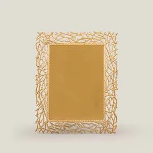 Cadre photo en métal pour la décoration de la maison, cadre photo élégant en métal, idéal pour la décoration de table de bureau, cadres photo en métal - Product Image 1