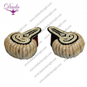Embellecedor de flecos de alambre de lingotes de oro, charreteras de tablero de hombro bordadas para disfraz de uniforme, tipo de insignia cosida - Product Image 2