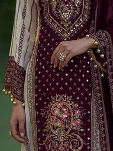 Ensemble pakistanais formel pour femme, nouveau modèle tendance, avec dupatta, imprimé Seemer, broderie fantaisie, style original, miroir à main intégré, traditionnel - Product Image 6