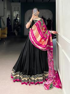 Lehenga choli คอลเลกชันผ้าไหม georgette พร้อมกระจกลูกไม้แฟชั่นผู้หญิงจากอินเดีย - Product Image 2