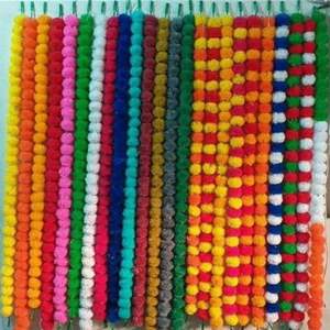 พวงมาลัยพลาสติกประดับดอกดาวเรืองสีทองเป็นมิตรกับสิ่งแวดล้อมสำหรับงานแต่งงานและตกแต่งบ้านตกแต่งตามเทศกาลปรับขนาดได้ - Product Image 3