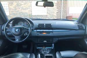 BMW X5 4.6IS 2002 USADO, Volante a la Izquierda/Derecha - Product Image 6