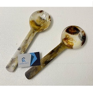 Ensemble de couverts à salade en résine à poignée à bulles finition mate ustensiles de service personnalisés couverts couverts à salade de fruits en résine cuillère et fourchette - Product Image 6