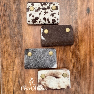 Vente en gros d'accessoires de voyage pour femmes 2025 Couverture de cartes en cuir de fourrure de vachette véritable avec étui pour cartes de crédit Blocage RFID minimaliste - Product Image 1