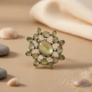 Anillo Ajustable de Plata 925 con Prehnita, Diseño Religioso Bohemio, Lindo Regalo para Mujer - Product Image 3