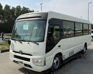 AUTOBUS USATO 2020 TOYOTA COASTER MOTORE 2.7L 2TR 4 CILINDRI 23+ POSTI CAVALLERZE FRIZIONATE NON CONOSCIBILI TRASMISSIONE MANUALE - Product Image 3