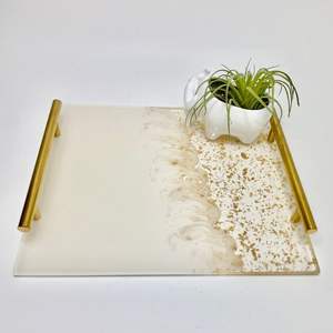 Plato de resina de diseño hecho a mano, diseño elegante, perfecto para entretener a los invitados, bodas o decoración festiva del hogar - Product Image 2