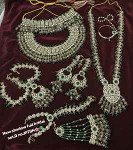 Conjunto de Joyería Étnica de Alta Calidad para Novia, Chapado en Rodio, con Circonita, Gargantilla, Aretes, Maang Tikka, para Bodas y Fiestas - Product Image 1