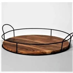 Bandeja de Servir de Hierro Negro Multifuncional y Duradera de la Mejor Calidad, con Base de Madera, Diseño Elegante para el Hogar, Hoteles y Restaurantes - Product Image 2