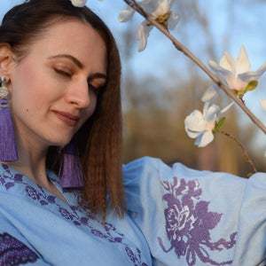 Vestido de mujer de Color azul cielo caliente Vestido corto bordado púrpura Vestido informal bordado de maquinaria - Product Image 3