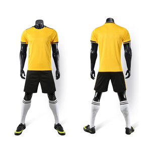 Conjunto de Camiseta de Fútbol Unisex con Logotipo de Equipo Deportivo Personalizado, Impresión Digital, 100% Poliéster, Secado Rápido, Manga Corta de Verano, Cuello Alto, 220g - Product Image 6