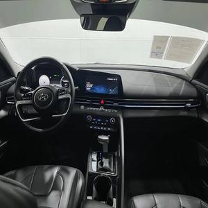 ¡Oferta Imperdible! Hyundai Elantra Híbrido 2023 Súper Limpio, 139-hp, Motor L4, Automático, Tracción Delantera, Color Blanco Cerámico, Sedán de Lujo - Product Image 2