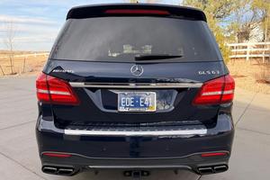 Mercedes-AMG GLS 63 V8 biturbo, transmission intégrale, modèle 2019, d'occasion haut de gamme - Product Image 3