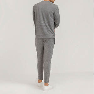 Trajes de sudor ecológicos transpirables de secado rápido de alta calidad para hombres con diseño de logotipo personalizable, opción de talla grande para primavera - Product Image 3