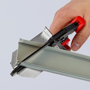 KNIPEX Max. Tijeras para gestión de cables de 4 mm, accesorio de plástico para canaletas de cables - Product Image 5