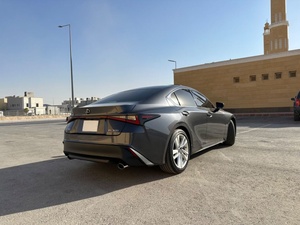 เล็กซัส IS300 V6 GCC AWD ปี 2022 มือสอง พวงมาลัยซ้าย เครื่องยนต์เบนซิน เบาะหนัง ระบบควบคุมความเร็วอัตโนมัติ ระบบควบคุมความเร็วคงที่ ระบบอัตโนมัติ - Product Image 4