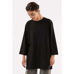 Camiseta Mujer Essential Oversize Negro - Product Image 2