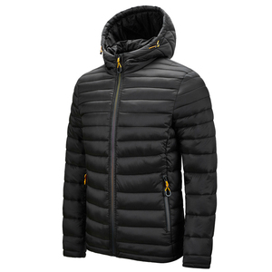 Chaqueta de Invierno Acolchada con Capucha para Hombre, Talla Grande, al por Mayor, Recubierta, Transpirable, Impermeable, Resistente al Viento, con Logotipo Personalizado en la Parte Delantera y Color Personalizado - Product Image 4