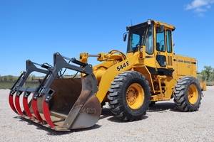 Cargadora de ruedas Deere 544E usada de 1991 con garra HD - Product Image 1