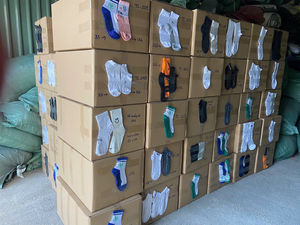 Chaussettes de sport personnalisées avec logo jacquard Sunday Barre Club Crew Yoga Pilates Chaussettes chocolat x blanc Colormix Style basique pour femmes - Product Image 6