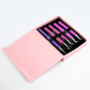 Pinzas Personalizadas para Extensión de Pestañas, Punta Larga de 45 Grados, Curva de Luna, Clásicas, Finas, Volumen X, Antideslizantes - Product Image 1