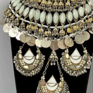 Ensemble de bijoux de collier respirant léger pour les mariages Ensembles de bijoux brodés à col complet artificiel haute performance - Product Image 4