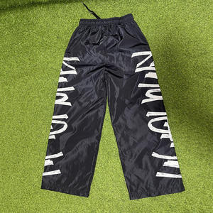 Pantalon de jogging léger et respirant en nylon pour homme avec sérigraphie Pantalon de survêtement coupe-vent en nylon à séchage rapide grande taille - Product Image 4