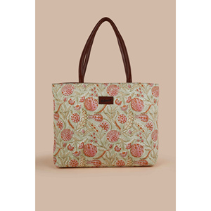 Sac fourre-tout classique en toile de coton rose imprimé à la main avec motif grenade péruvienne - Product Image 2