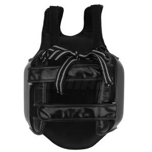 อุปกรณ์ป้องกันหน้าอกที่ทนทานพร้อมสายรัดที่ปรับได้และแผ่นรองหน้าอกน้ำหนักเบาดูดซับแรงกระแทก - Product Image 2