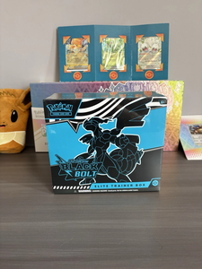 Caja de Entrenamiento TCG Scarlet & Violet 10.5 Black Bolt Elites, Sellada, Nueva - Product Image 1