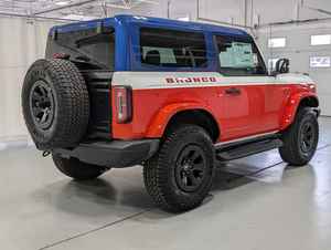 Ford Bronco Stroppe Edition 2025 de Bajo Kilometraje, SUV 4x4, Motor V6 EcoBoost de 2.7L - Product Image 3