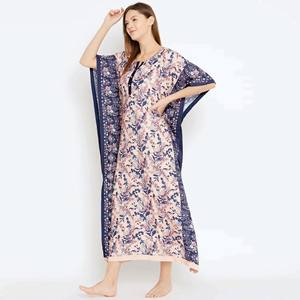 Slim Fit Viscosa Rayón Manga corta extendida Cuello redondo con tapeta de botones Melocotón Floral Maxi Kaftan - Product Image 3