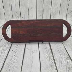 Tabla de cortar de madera minimalista Tabla de queso elegante y duradera con cuchillo de acero inoxidable para cocinas elegantes y modernas - Product Image 6