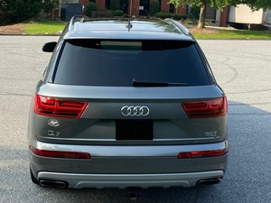 Gran Oferta, Negocio Impecable: A U D I Q 7 3 0 T Q U A T T R O P R E S T I G E AWD Listo para enviar - Product Image 5