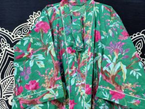 Kimono estampado de algodón listo para el verano para mujer tela suave con hermosos estampados Ideal para ropa de playa trajes casuales o descansar - Product Image 2