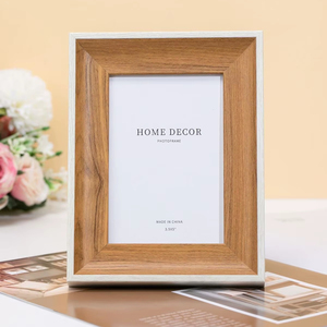 Marco de Fotos de Madera de Lujo - Product Image 1
